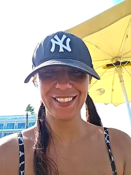 Snapshot of LeticiaWoods chatting on July 2026 01:18:02 PM LeticiaWoods online show from July 2026 01:18:02 PM