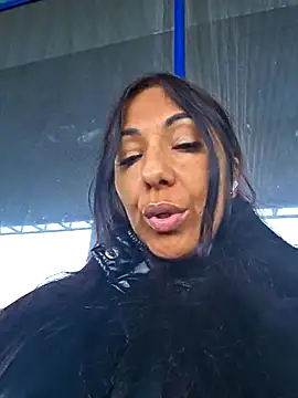 Snapshot of LeticiaWoods chatting on October 2025 09:34:02 AM LeticiaWoods online show from October 2025 09:34:02 AM