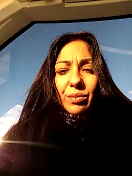 Snapshot of LeticiaWoods chatting on December 2024 10:18:01 AM LeticiaWoods online show from December 2024 10:18:01 AM
