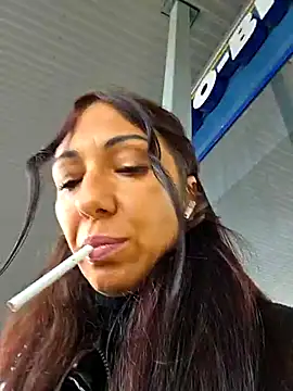 Snapshot of LeticiaWoods chatting on October 2025 09:39:01 AM LeticiaWoods online show from October 2025 09:39:01 AM