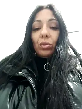 Snapshot of LeticiaWoods chatting on January 2025 01:41:02 PM LeticiaWoods online show from January 2025 01:41:02 PM