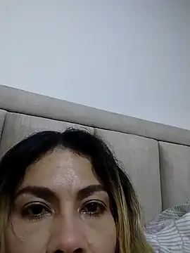 Snapshot of JennyRouse01 chatting on November 2025 11:27:02 PM JennyRouse01 online show from November 2025 11:27:02 PM