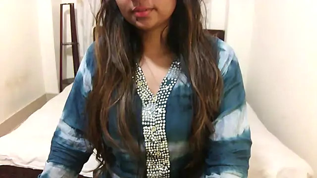 cutebengaligirl online show from March 2026 10:39:02 PM