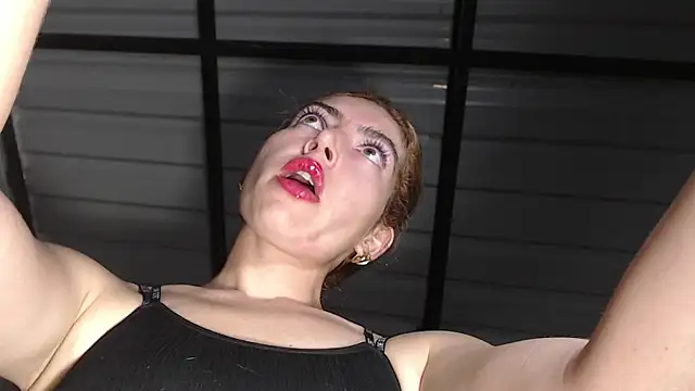 candylove05 online show from March 2026 04:36:02 PM