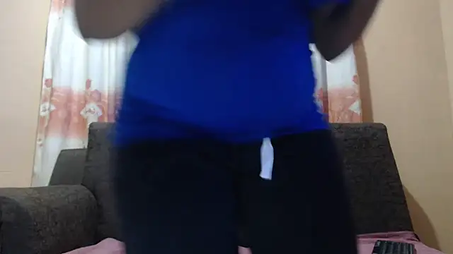 RoosePaarker online show from April 2026 06:31:02 AM