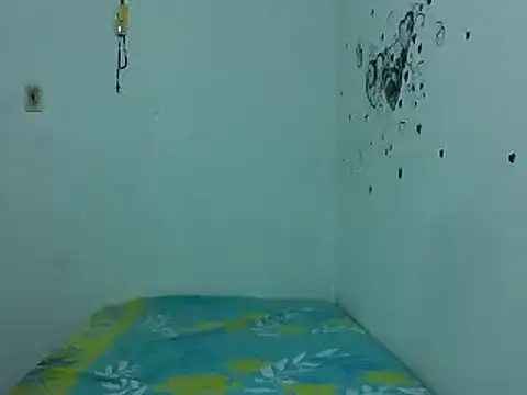 Snapshot of RoosePaarker chatting on November 2025 01:32:02 AM RoosePaarker online show from November 2025 01:32:02 AM