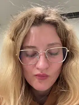 MileySummer online show from April 2026 10:32:01 AM