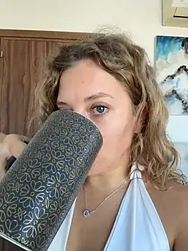 MileySummer online show from October 2025 09:32:02 AM