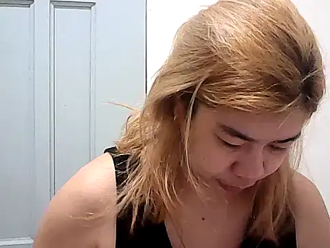 Totally Naked69 online show from January 2025 12:48:02 AM