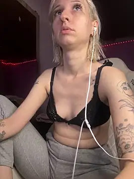 bunnydark00 online show from April 2026 04:59:01 AM