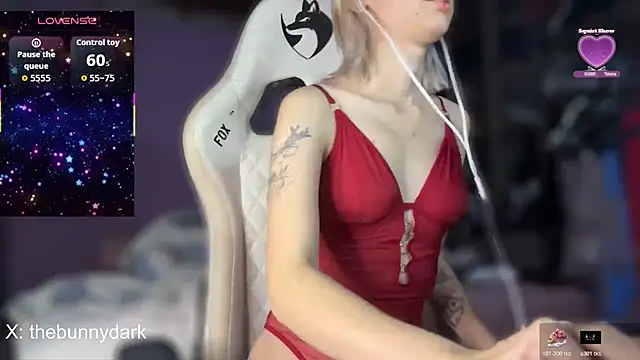 Snapshot of bunnydark00 chatting on June 2026 12:22:02 AM bunnydark00 online show from June 2026 12:22:02 AM