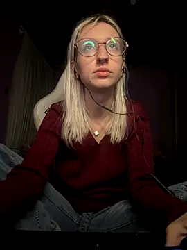 Snapshot of bunnydark00 chatting on October 2025 12:25:01 AM bunnydark00 online show from October 2025 12:25:01 AM