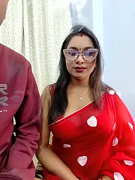 Queen Dolly online show from February 2026 05:47:02 PM