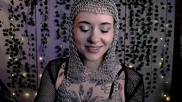 risha laas online show from April 2026 08:33:01 PM