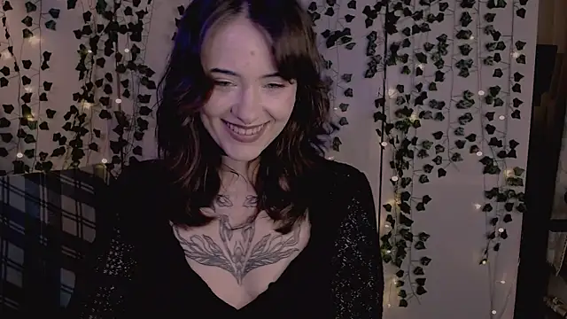 risha laas online show from November 2025 08:09:01 PM