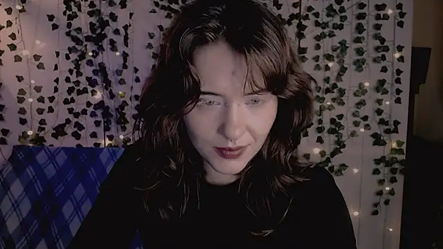 risha laas online show from November 2025 08:01:02 PM