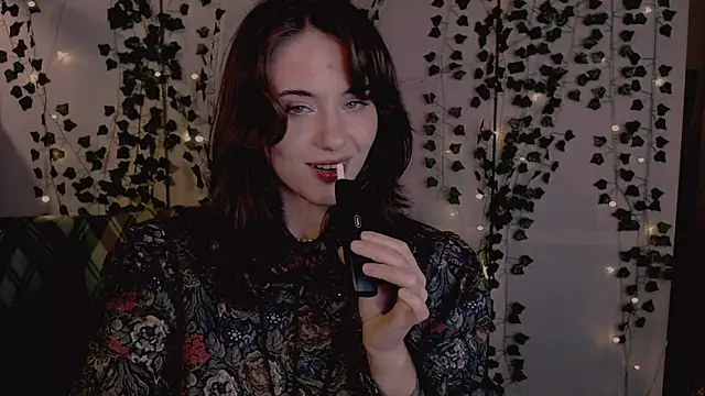 risha laas online show from November 2025 07:51:01 PM