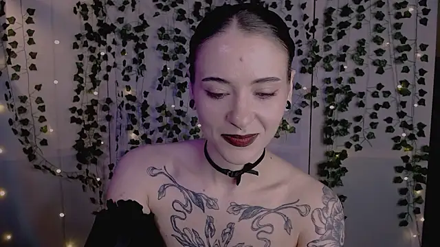 risha laas online show from March 2026 08:47:01 PM