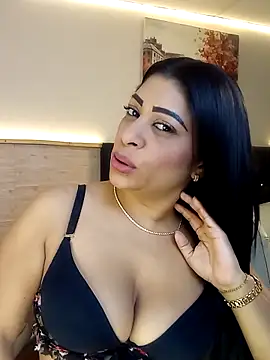 Lashmy111 online show from April 2026 05:14:02 AM