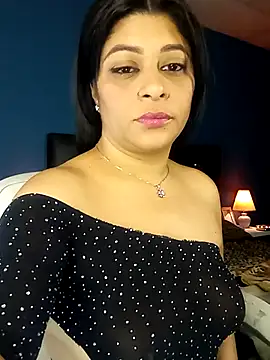 Snapshot of Lashmy111 chatting on February 2025 09:37:02 PM Lashmy111 online show from February 2025 09:37:02 PM