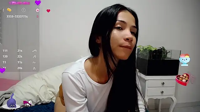 kimberlyshantal online show from November 2025 04:12:01 PM