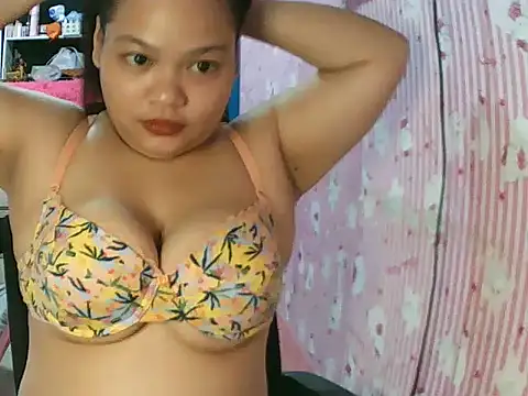 Snapshot of shaira4u chatting on March 2026 05:36:02 PM shaira4u online show from March 2026 05:36:02 PM