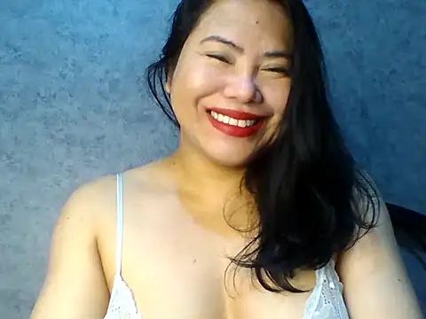 SexiestAries online show from November 2025 01:01:02 AM