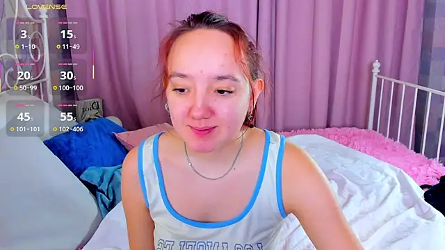 Fera1 Berry online show from November 2025 03:38:02 PM