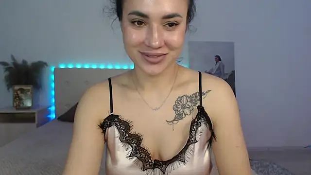 RoxannePure online show from November 2025 03:43:02 AM