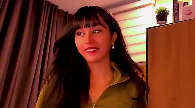 Snapshot of YOURCRISTINAS chatting on December 2024 01:22:01 AM YOURCRISTINAS online show from December 2024 01:22:01 AM