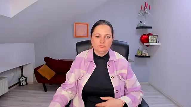 LollaGirl online show from March 2026 04:12:01 AM