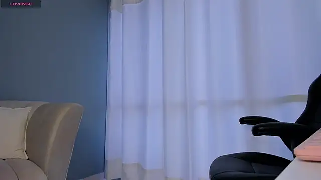 BrookeMiller online show from November 2025 07:39:01 PM