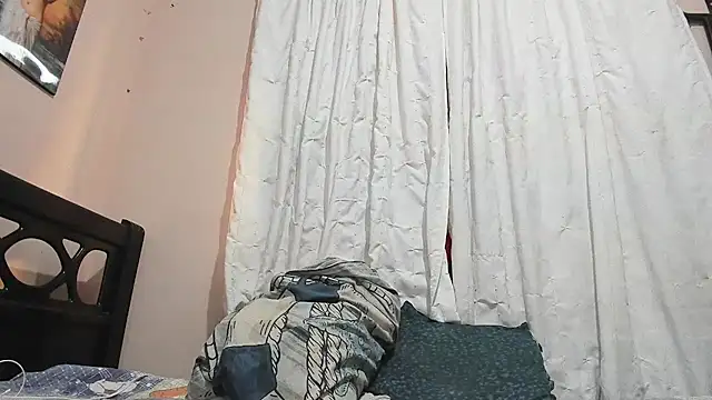 davidlatin66 online show from March 2026 10:26:01 PM