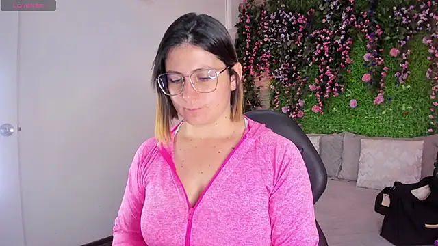 SarahDeyvis online show from January 2026 05:38:02 PM