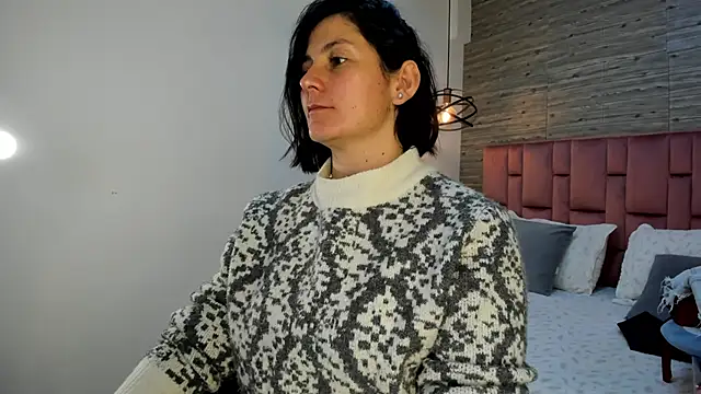 SarahDeyvis online show from March 2025 02:01:01 PM