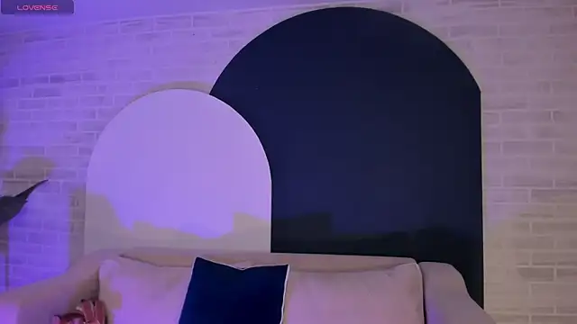 EveBensonX online show from March 2026 07:26:01 PM