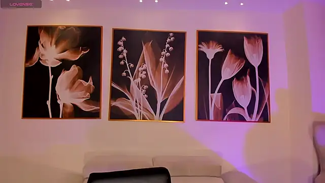 EveBensonX online show from March 2026 07:16:02 PM