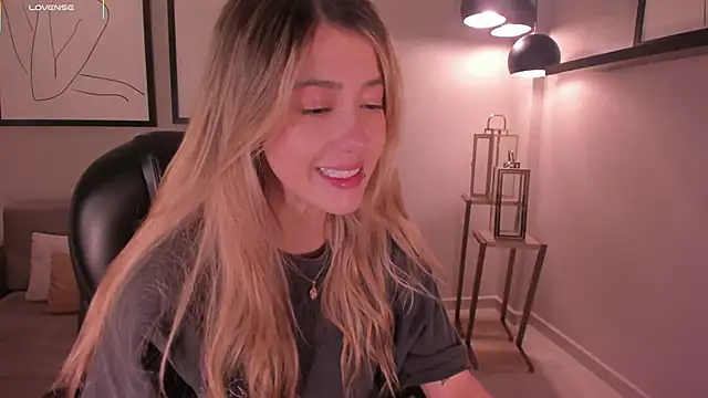 EveBensonX online show from January 2026 12:12:01 PM