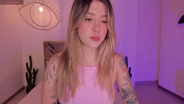 EveBensonX online show from March 2026 12:50:02 PM