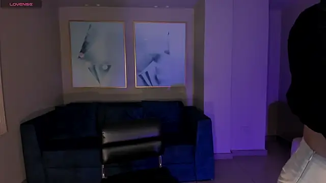 EveBensonX online show from March 2026 08:08:02 PM