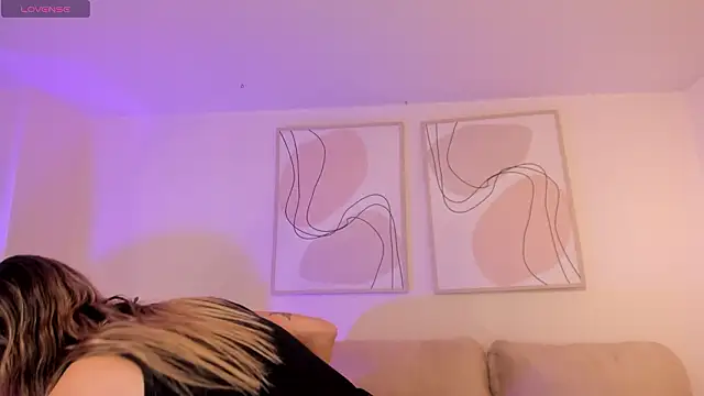 EveBensonX online show from March 2026 12:53:02 PM