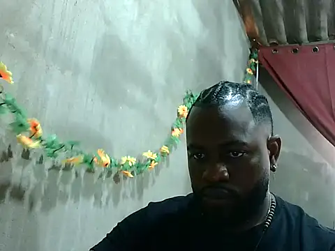 2ocmaxi online show from October 2025 07:25:02 PM