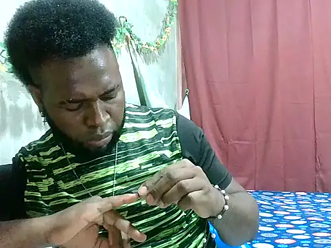 2ocmaxi online show from January 2026 06:37:01 PM