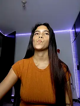Snapshot of Sallye_ chatting on February 2025 07:58:02 AM Sallye online show from February 2025 07:58:02 AM