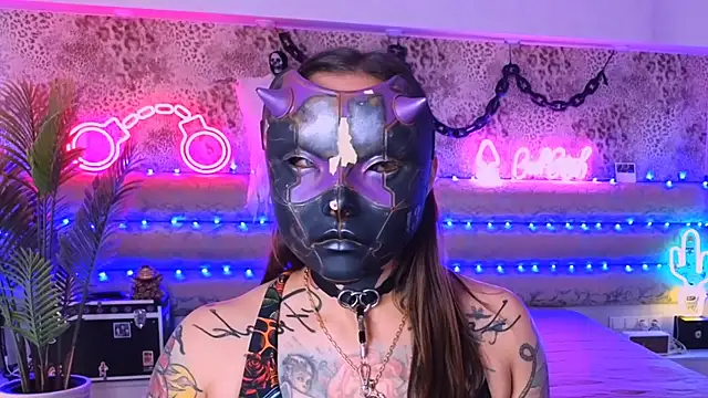 Cool Freak  online show from October 2025 10:26:02 AM