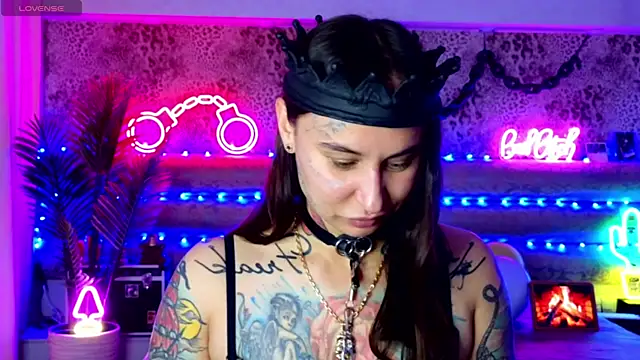 Cool Freak  online show from January 2026 10:22:02 AM