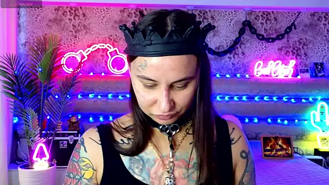 Cool Freak  online show from January 2026 09:56:02 AM