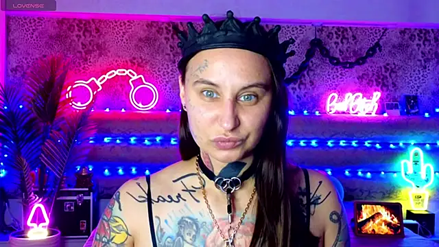 Cool Freak  online show from January 2026 10:33:02 AM