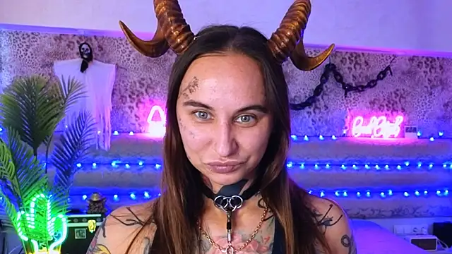 Snapshot of Cool_Freak_ chatting on September 2025 10:42:01 AM Cool Freak online show from September 2025 10:42:01 AM