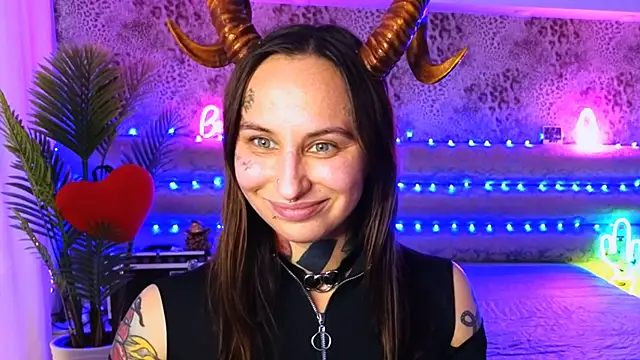Snapshot of Cool_Freak_ chatting on March 2025 08:42:01 AM Cool Freak online show from March 2025 08:42:01 AM